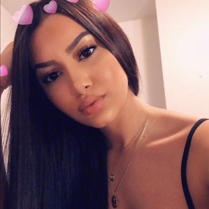 Meet your Posher, Briana